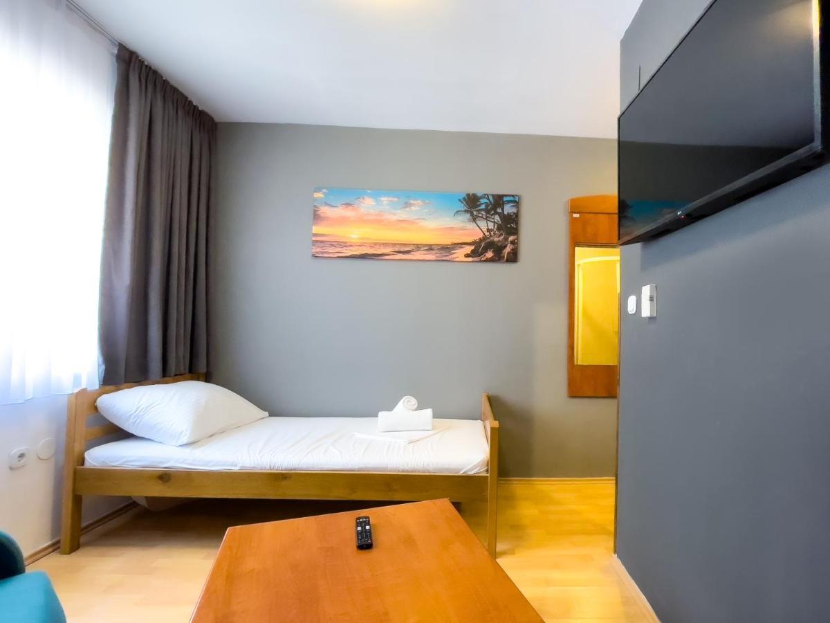 Grand - Premium Rooms & Apartments سيلتسي المظهر الخارجي الصورة